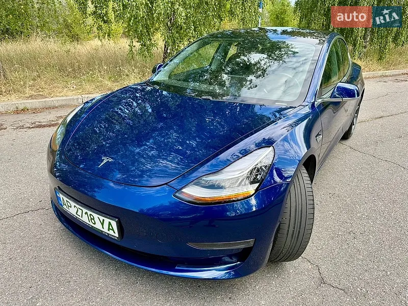 Tesla Model 3 2018