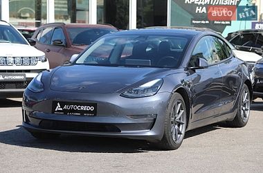 Седан Tesla Model 3 2022 в Харькове Седан Tesla Model 3 2022 в Харькове