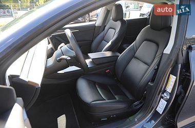 Седан Tesla Model 3 2022 в Харькове