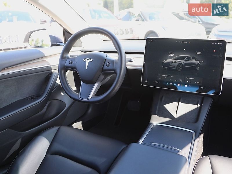Седан Tesla Model 3 2022 в Харькове