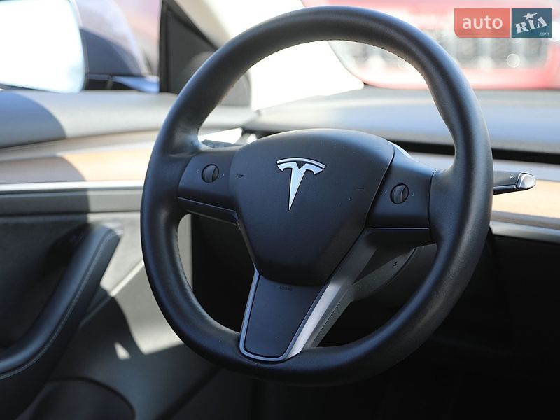Седан Tesla Model 3 2022 в Харькове
