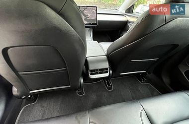 Седан Tesla Model 3 2021 в Млинове