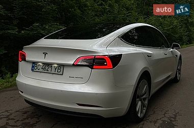 Седан Tesla Model 3 2019 в Львові