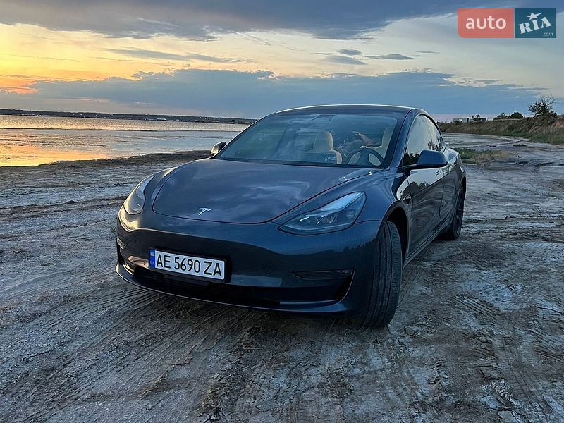 Седан Tesla Model 3 2022 в Днепре фото 2 Седан Tesla Model 3 2022 в Днепре