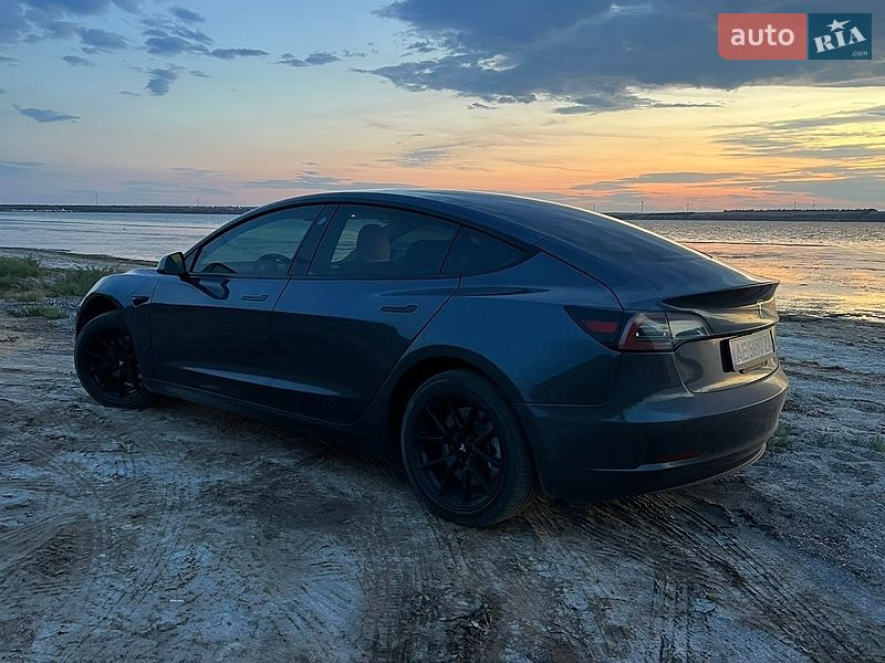 Седан Tesla Model 3 2022 в Днепре фото 3 Седан Tesla Model 3 2022 в Днепре
