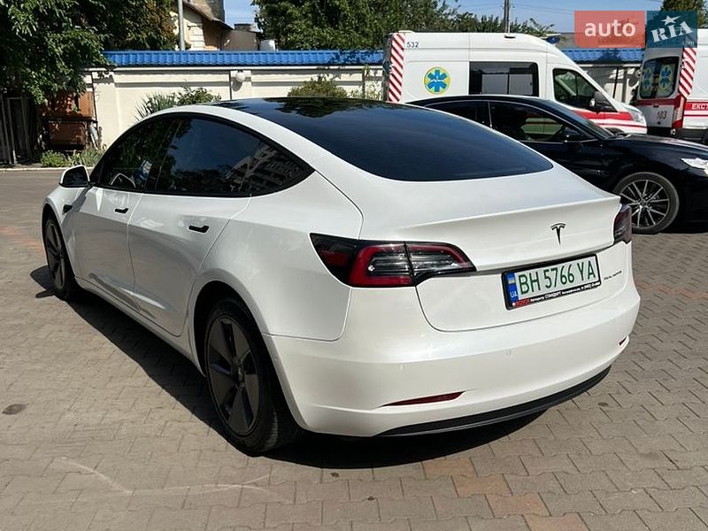 Седан Tesla Model 3 2021 в Одесі