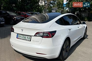 Седан Tesla Model 3 2021 в Одесі