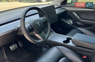 Седан Tesla Model 3 2021 в Одесі