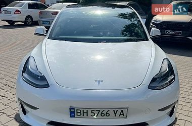 Седан Tesla Model 3 2021 в Одесі