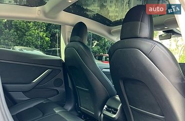 Седан Tesla Model 3 2021 в Одесі
