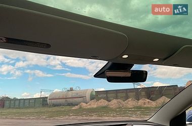 Седан Tesla Model 3 2019 в Луцке