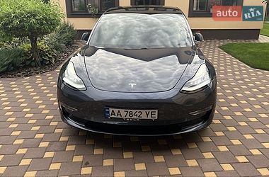 Седан Tesla Model 3 2019 в Києві
