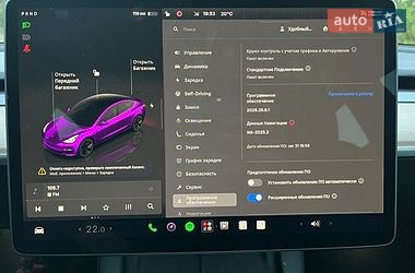 Седан Tesla Model 3 2023 в Львові