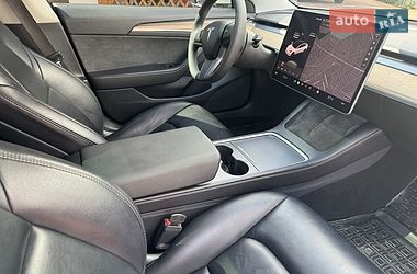 Седан Tesla Model 3 2021 в Миргороді