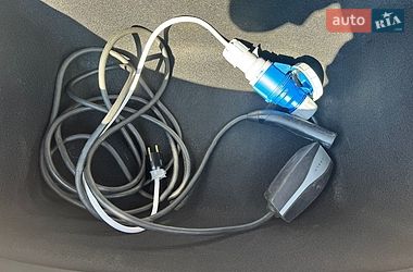 Седан Tesla Model 3 2021 в Миргороді