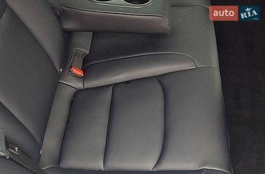 Седан Tesla Model 3 2021 в Луцке