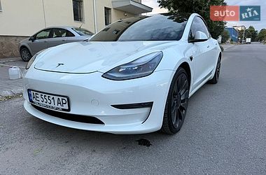 Седан Tesla Model 3 2021 в Дніпрі
