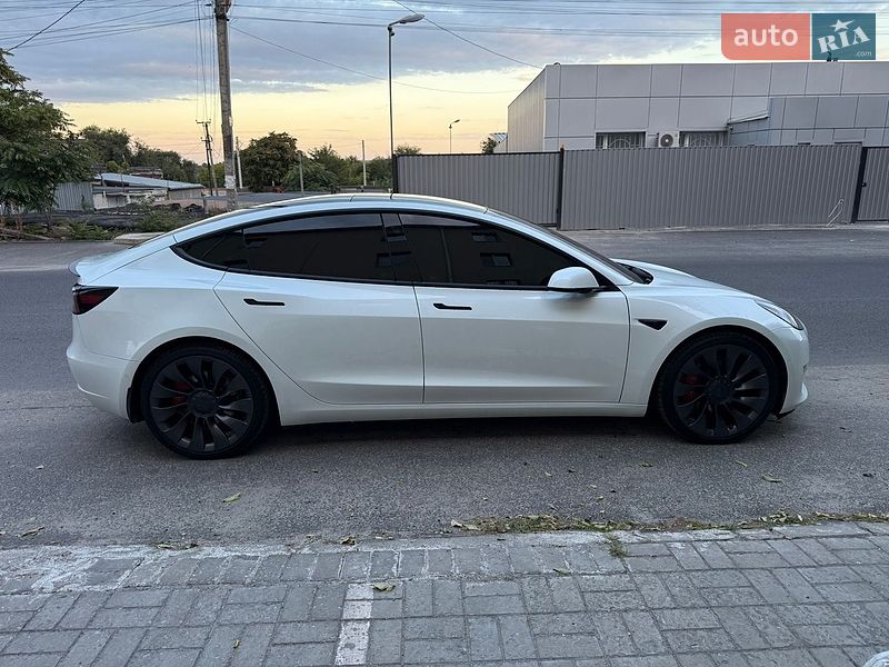 Седан Tesla Model 3 2021 в Днепре фото 6 Седан Tesla Model 3 2021 в Днепре