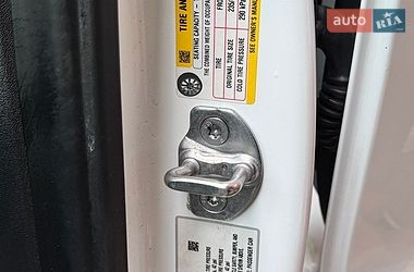 Седан Tesla Model 3 2021 в Кривом Роге