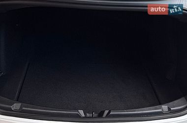 Седан Tesla Model 3 2021 в Кривом Роге