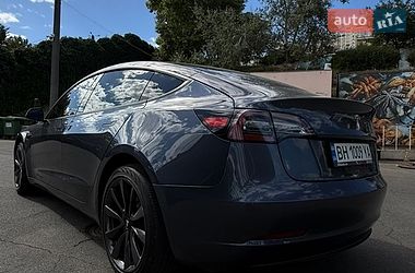 Седан Tesla Model 3 2021 в Одессе