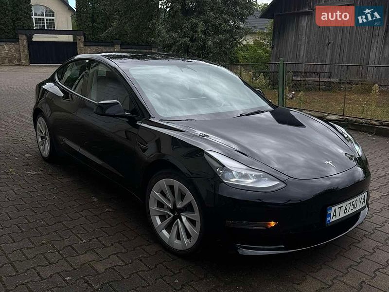 Седан Tesla Model 3 2022 в Надвірній фото 10 Седан Tesla Model 3 2022 в Надвірній