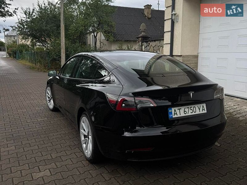 Седан Tesla Model 3 2022 в Надвірній фото 13 Седан Tesla Model 3 2022 в Надвірній