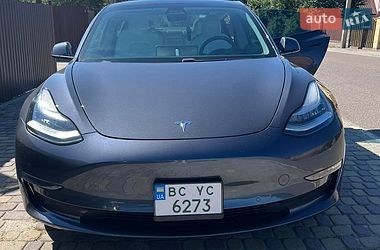 tesla model-3 2020 в Городок от профессионального продавца Юра Фостяк