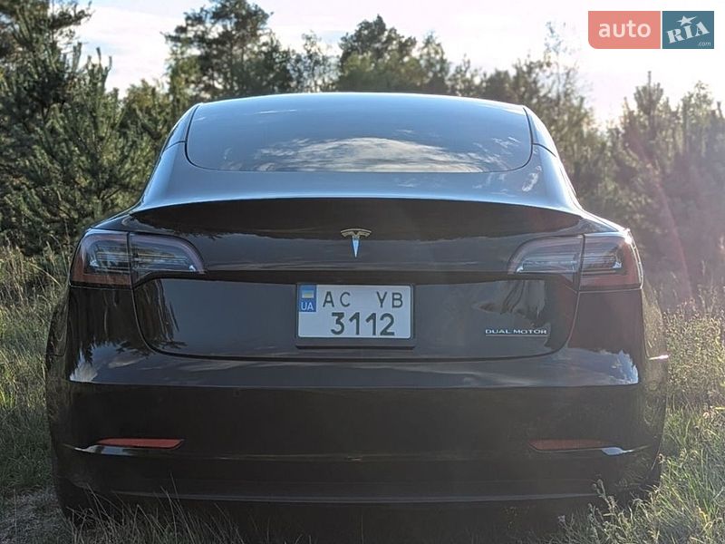 Седан Tesla Model 3 2021 в Ковеле