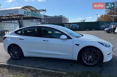 Седан Tesla Model 3 2023 в Киеве фото 8 Седан Tesla Model 3 2023 в Киеве