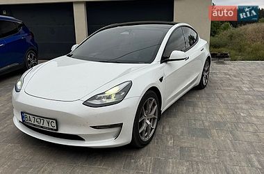 Седан Tesla Model 3 2022 в Кропивницком