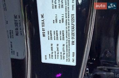 Седан Tesla Model 3 2018 в Николаеве