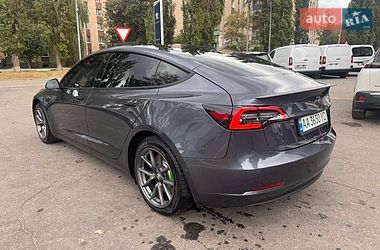Седан Tesla Model 3 2022 в Полтаві