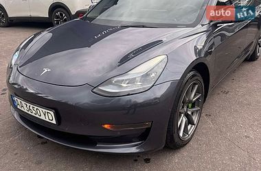 Седан Tesla Model 3 2022 в Полтаві