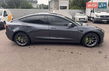 Седан Tesla Model 3 2022 в Полтаві