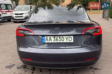 Седан Tesla Model 3 2022 в Полтаві