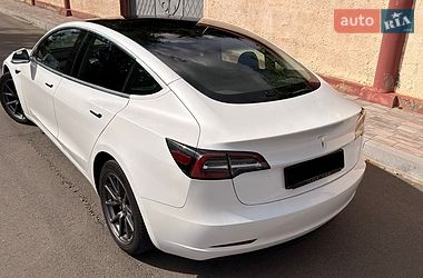 Седан Tesla Model 3 2020 в Ковеле