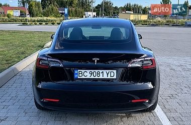 Седан Tesla Model 3 2023 в Сокале