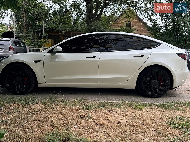 Седан Tesla Model 3 2023 в Фастове фото 3 Седан Tesla Model 3 2023 в Фастове