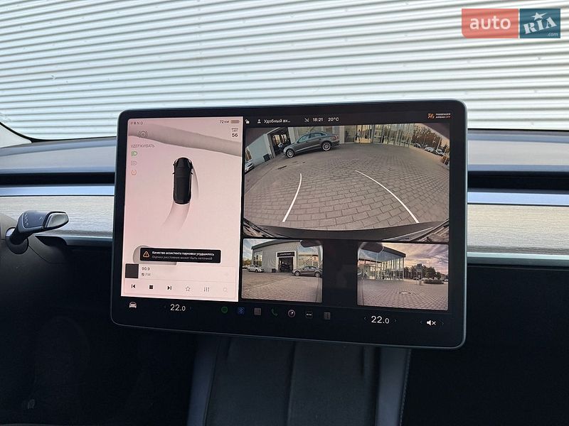 Седан Tesla Model 3 2022 в Рівному