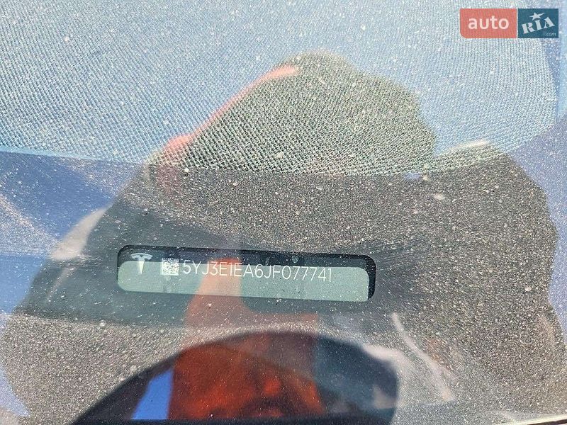 Седан Tesla Model 3 2018 в Моршині