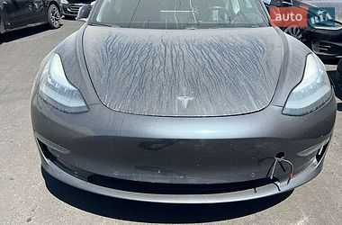 Седан Tesla Model 3 2018 в Моршині
