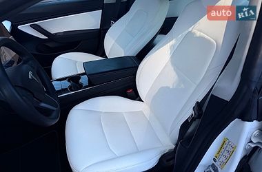 Седан Tesla Model 3 2020 в Одесі
