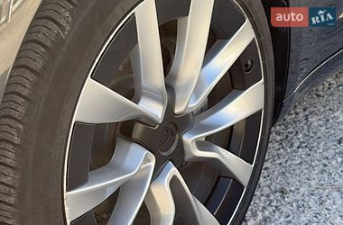 Седан Tesla Model 3 2024 в Вінниці