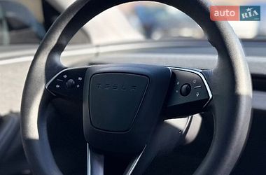 Седан Tesla Model 3 2024 в Виннице