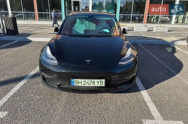Седан Tesla Model 3 2020 в Дніпрі