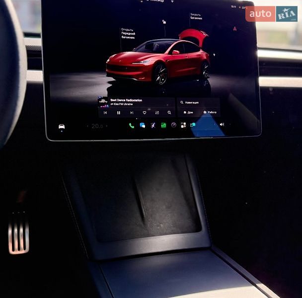Седан Tesla Model 3 2024 в Вінниці