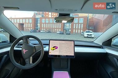 Седан Tesla Model 3 2021 в Дніпрі