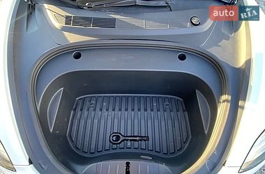 Седан Tesla Model 3 2021 в Дніпрі
