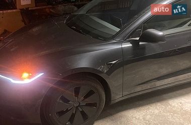 Седан Tesla Model 3 2024 в Киеве